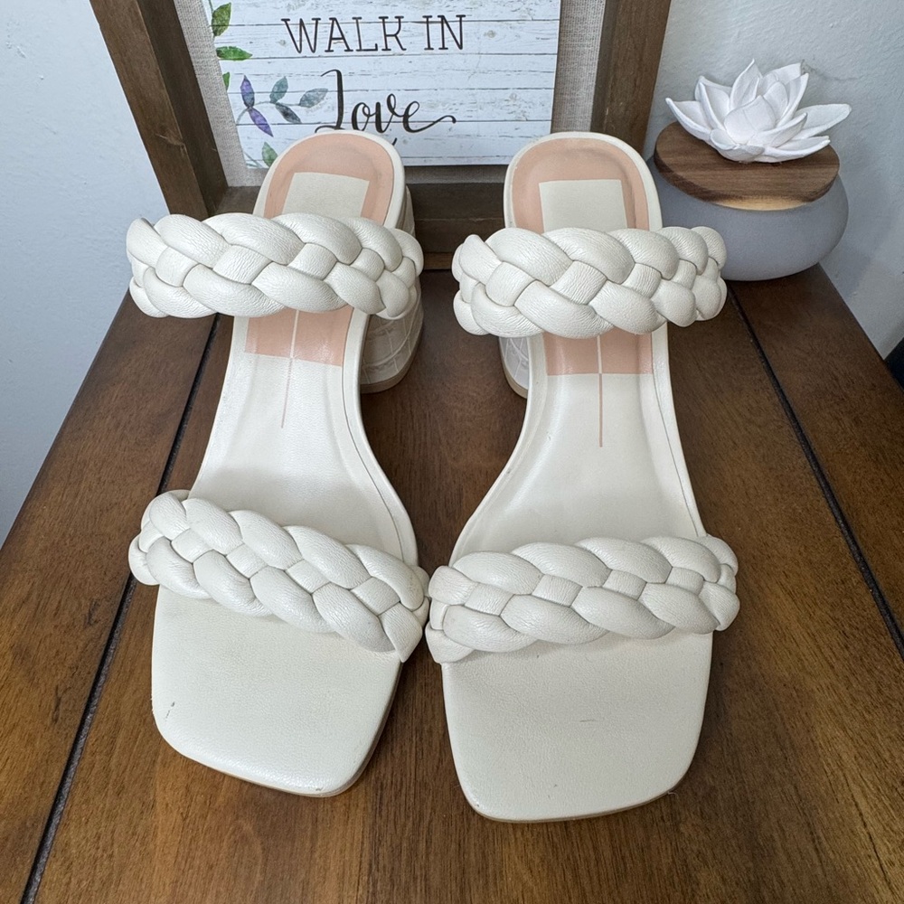 Dolce Vita Braided Ivory Sandals /Size 6